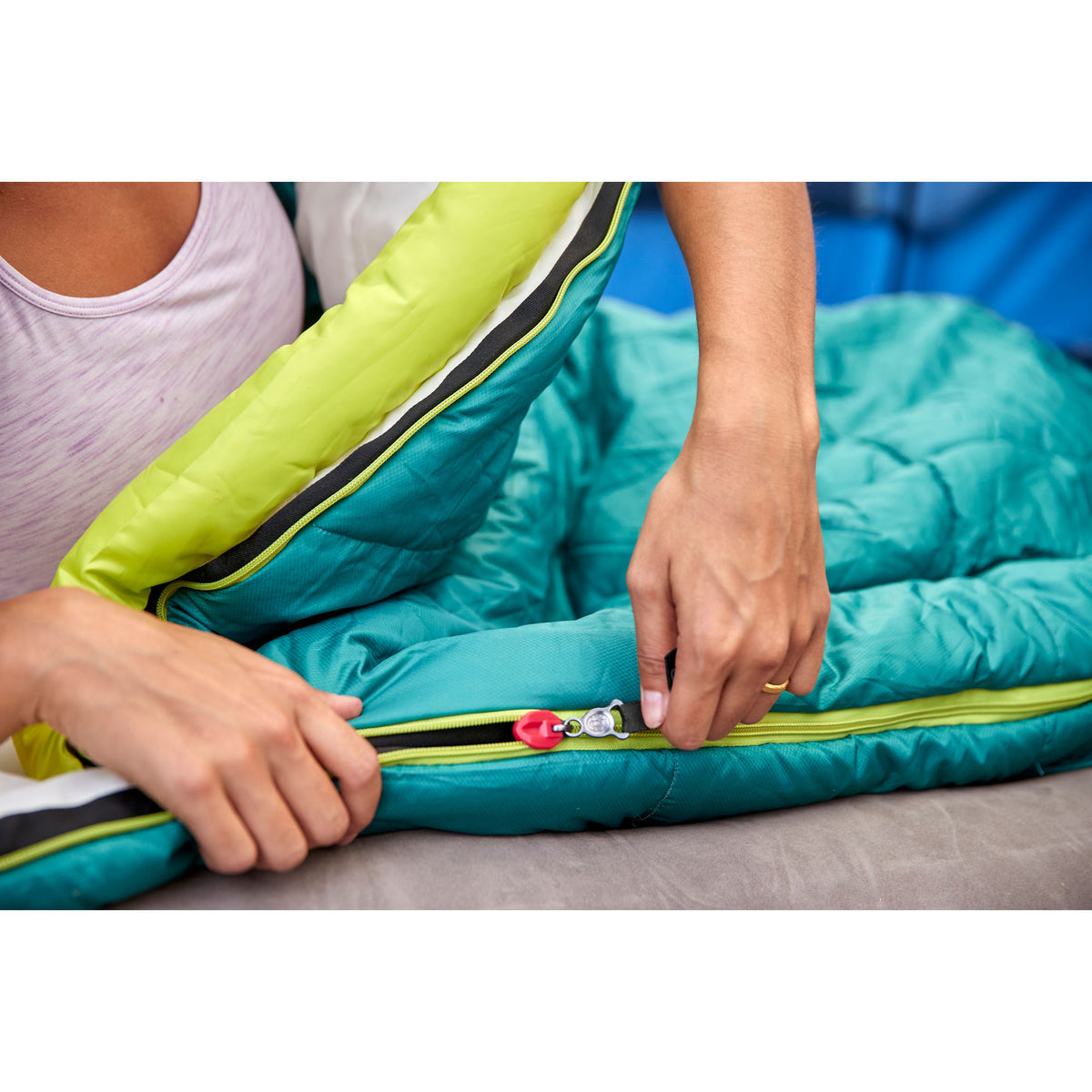 Coleman Big Bay 5°C Big & Tall Contour Sleeping Bag (40°F)
