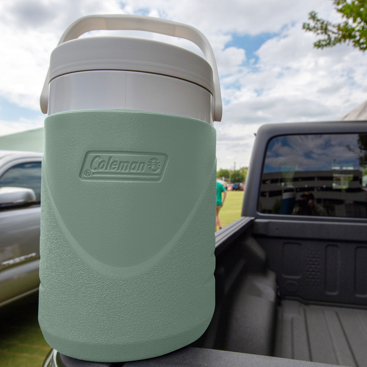 Coleman Chiller 1-Gallon Water Jug, 3.8-Litre Capacity, Hickory Moss