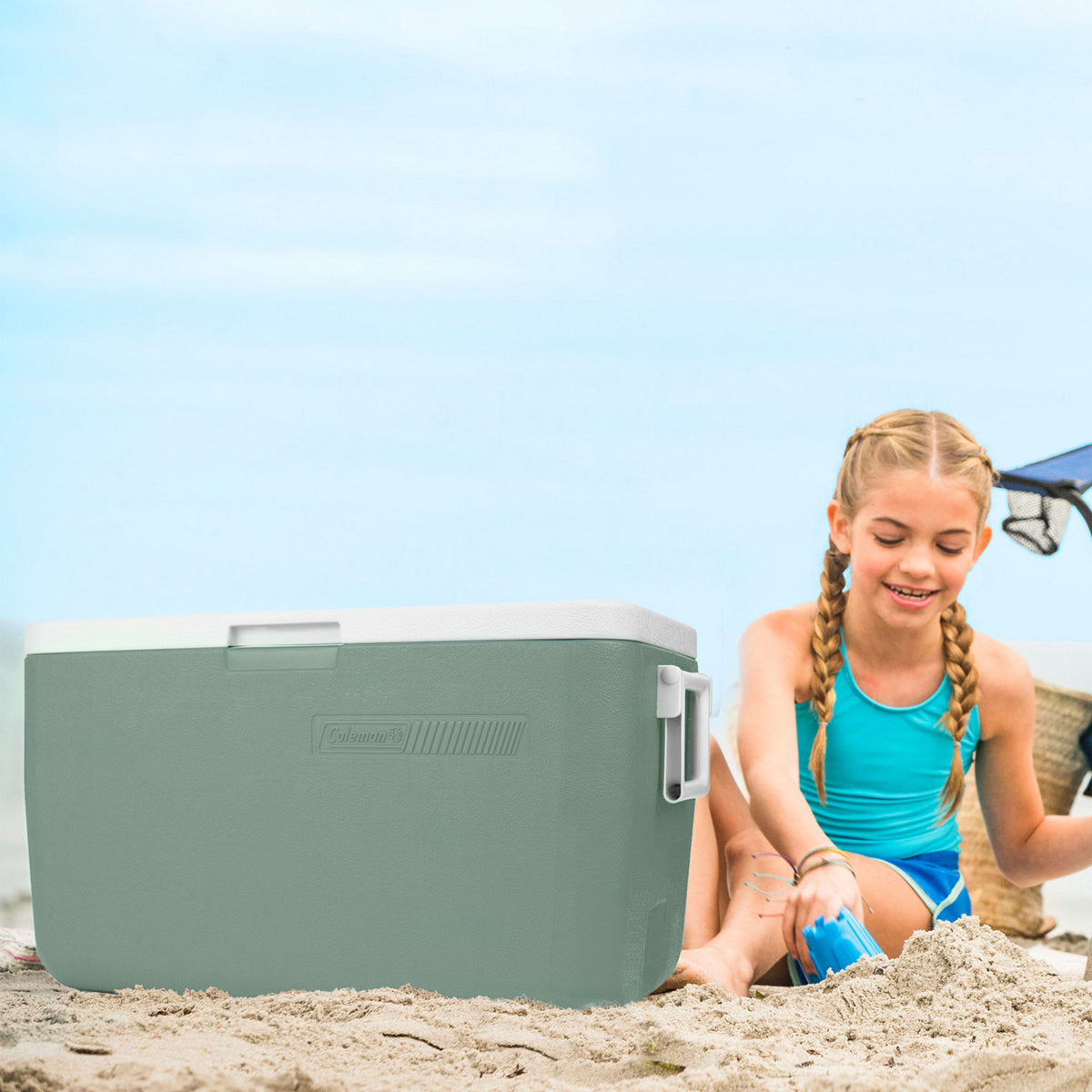 Coleman Chiller 48-Quart Hard Cooler, 45.4-Litre Portable Beach and Ice Chest Camping Cooler, Hickory Moss